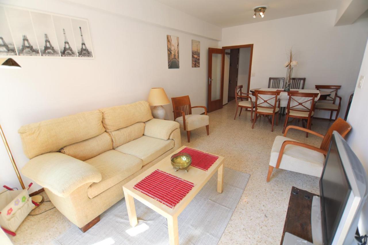 Apartamento Rentalsevilla Apartamento Luminoso Con 3 Sevilha